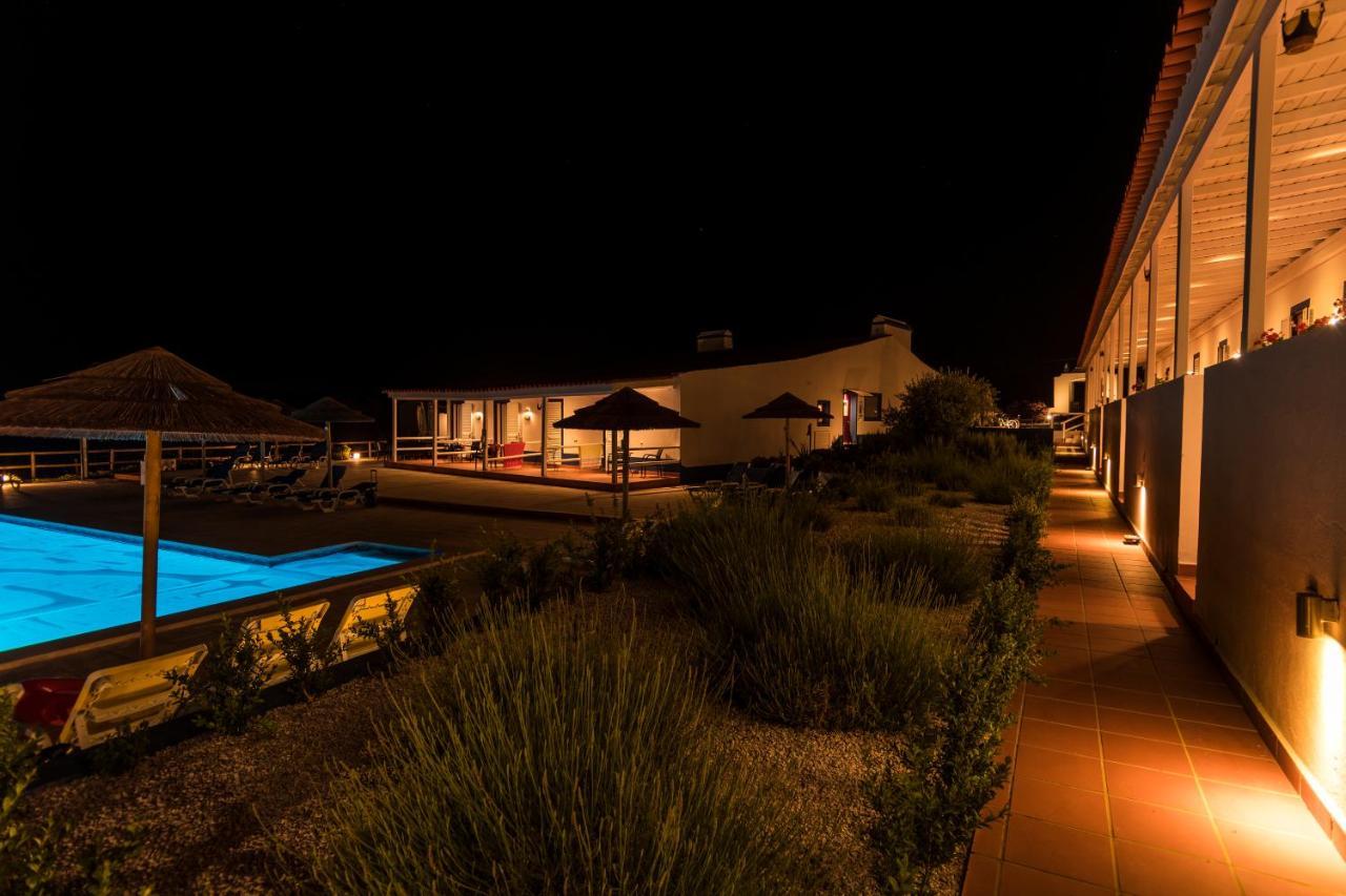 Monte Da Cabeca Gorda Bed & Breakfast Alcacovas ภายนอก รูปภาพ