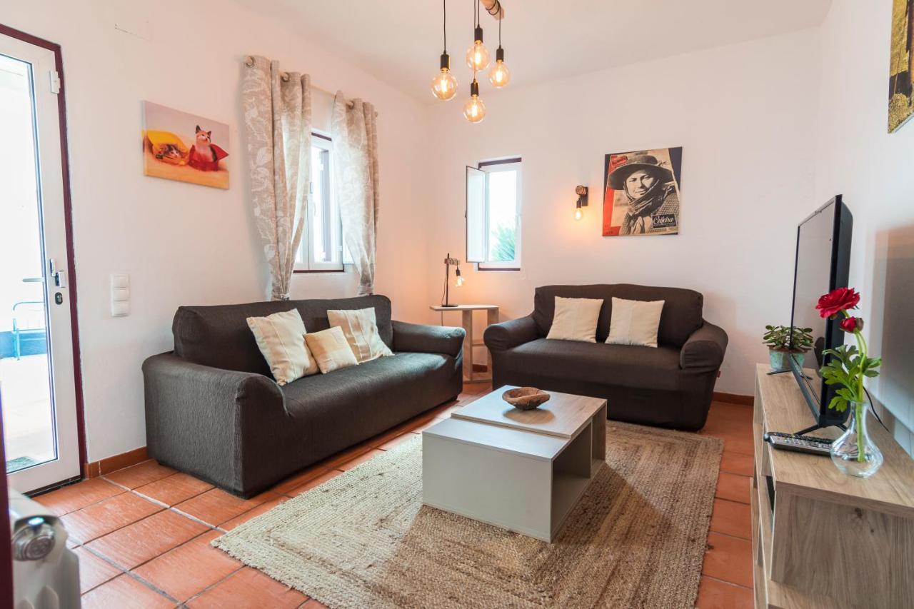 Monte Da Cabeca Gorda Bed & Breakfast Alcacovas ภายนอก รูปภาพ