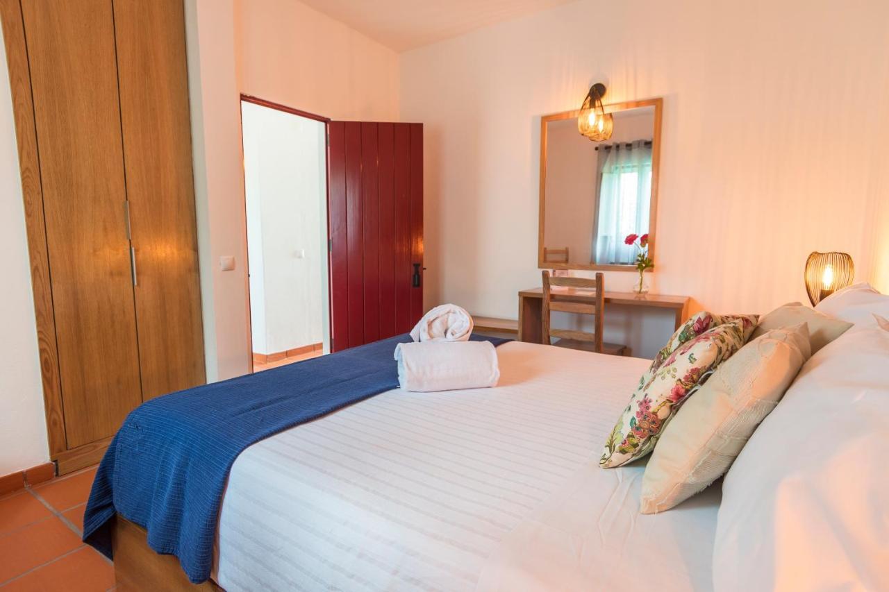 Monte Da Cabeca Gorda Bed & Breakfast Alcacovas ภายนอก รูปภาพ