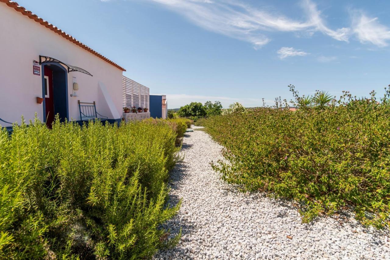 Monte Da Cabeca Gorda Bed & Breakfast Alcacovas ภายนอก รูปภาพ